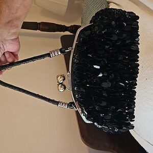 Vintage Handbag 7 X 13 handle drop 7 inches.